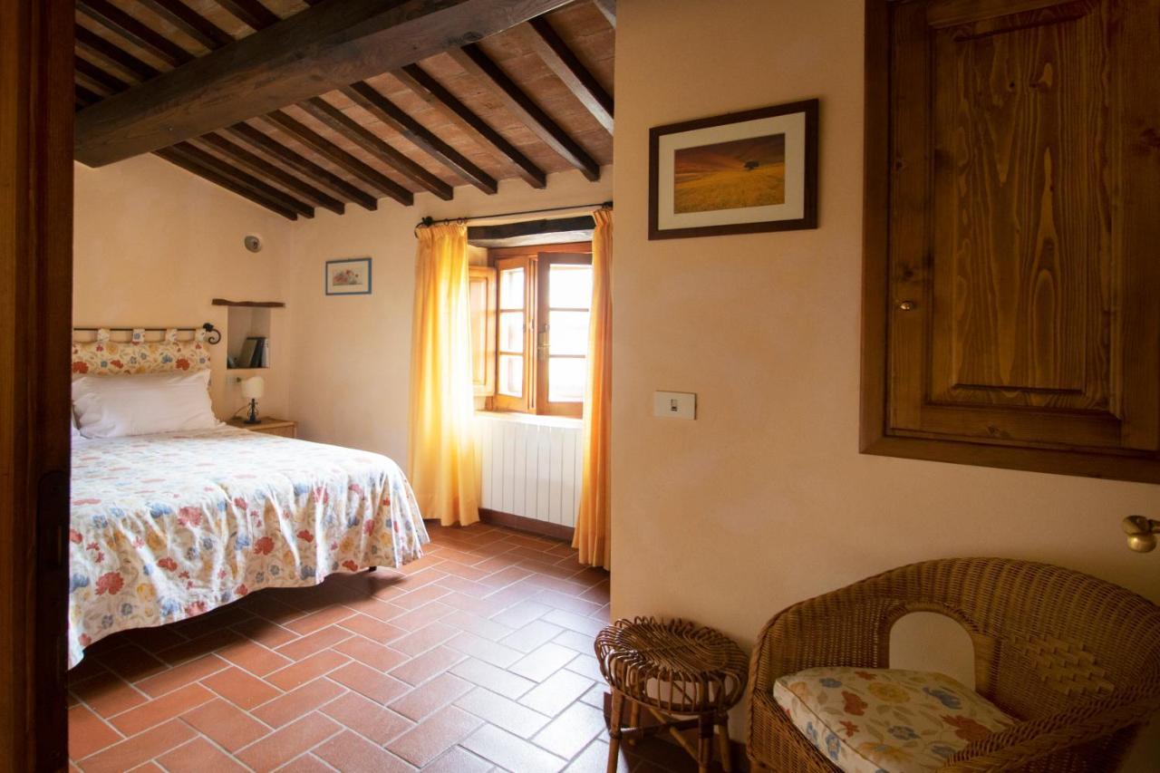 La Fattoria Del Rio Di Sopra - Agriturismo Baldeschi Tuoro sul Trasimeno Exterior foto