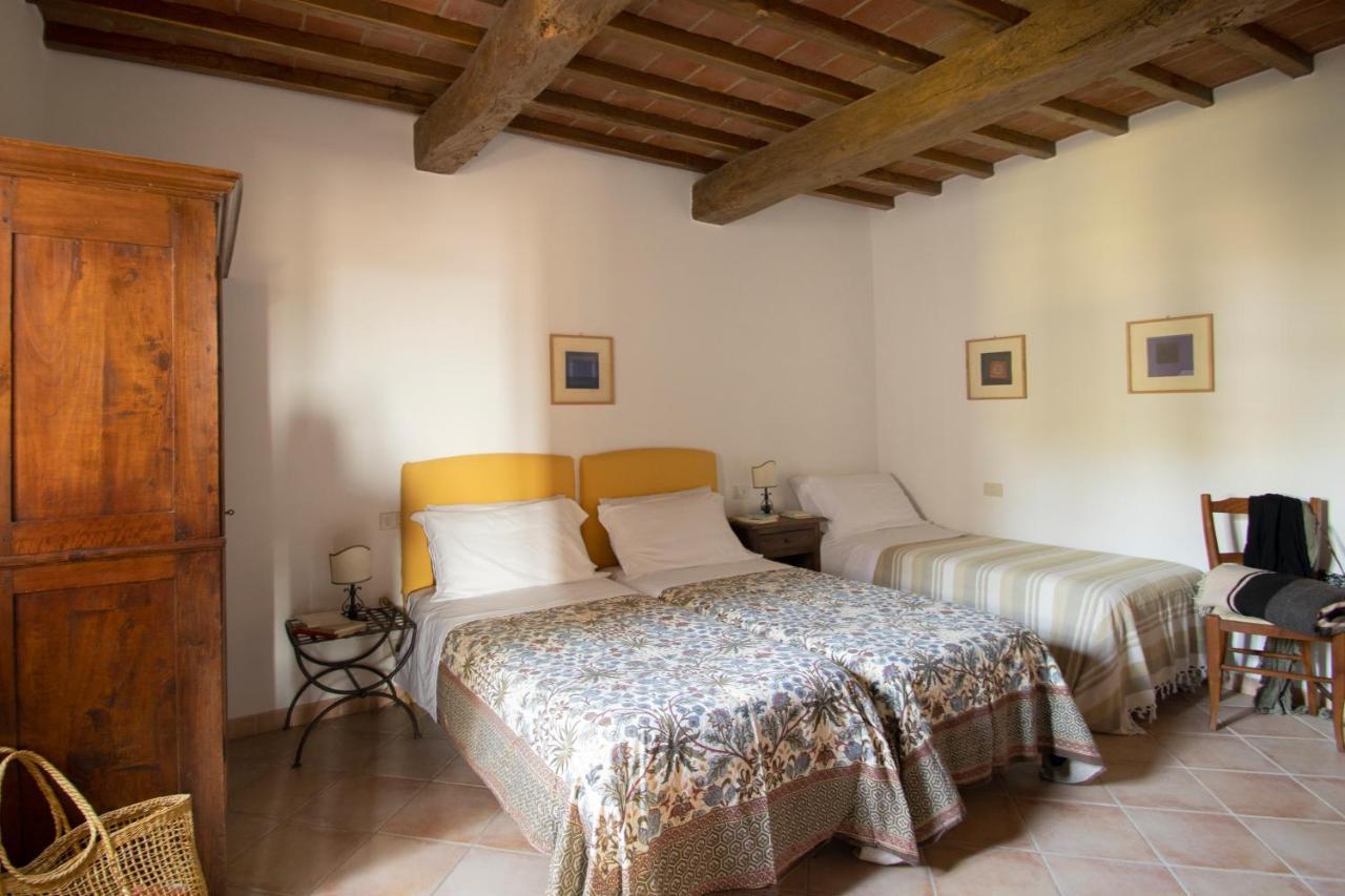 La Fattoria Del Rio Di Sopra - Agriturismo Baldeschi Tuoro sul Trasimeno Exterior foto