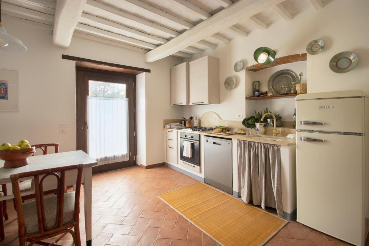 La Fattoria Del Rio Di Sopra - Agriturismo Baldeschi Tuoro sul Trasimeno Exterior foto